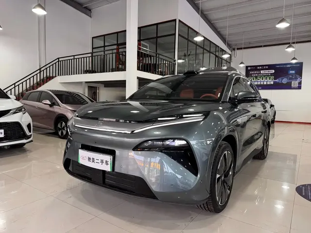 BYD Tang L 2025 DM 175KM Drone Player Edition