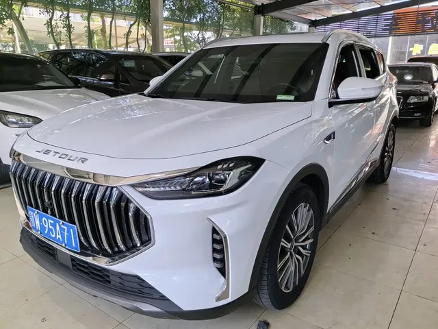 Jetour X70 PLUS 2023 1.5T DCT Warrior PLUS 5-seater