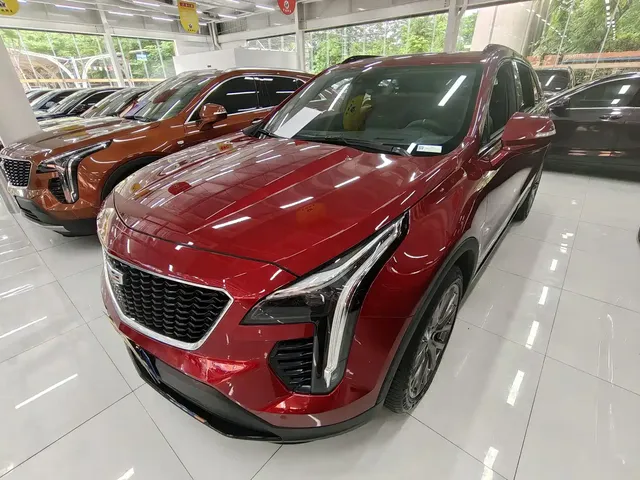 Cadillac XT4 2022 28T AWD Platinum