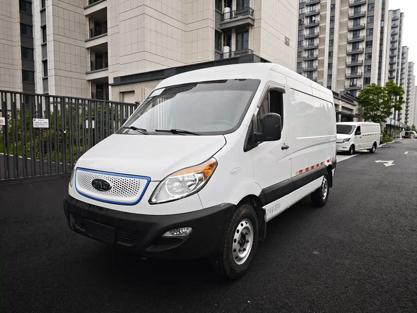 JAC Motors Xingrui EV 2024 New 5 Series Medium Wheelbase Logistics Edition Long Cargo