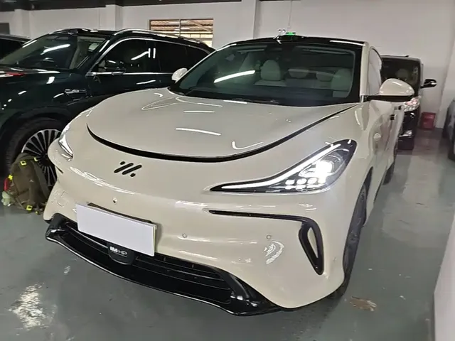 IM Motors IM LS6 2023 Max Standard Edition