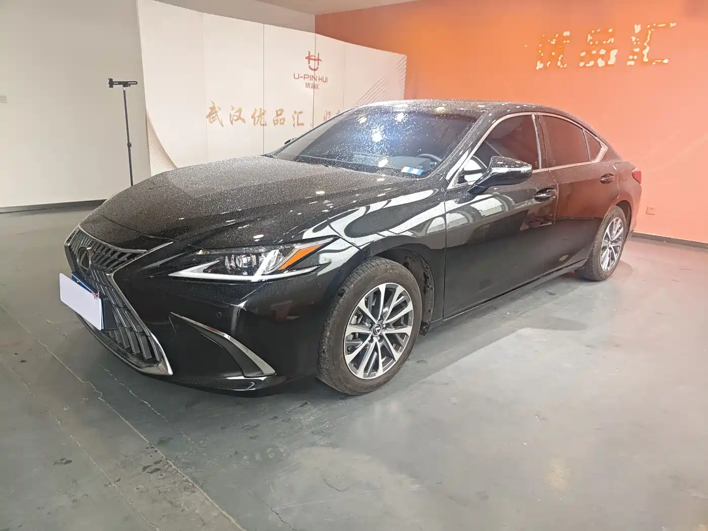 Lexus ES 2023 200 Excellence Edition