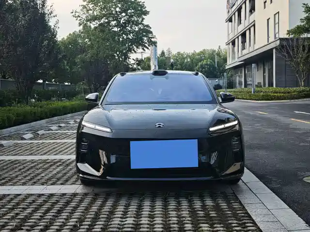 NIO ET5T 2025 75kWh Touring
