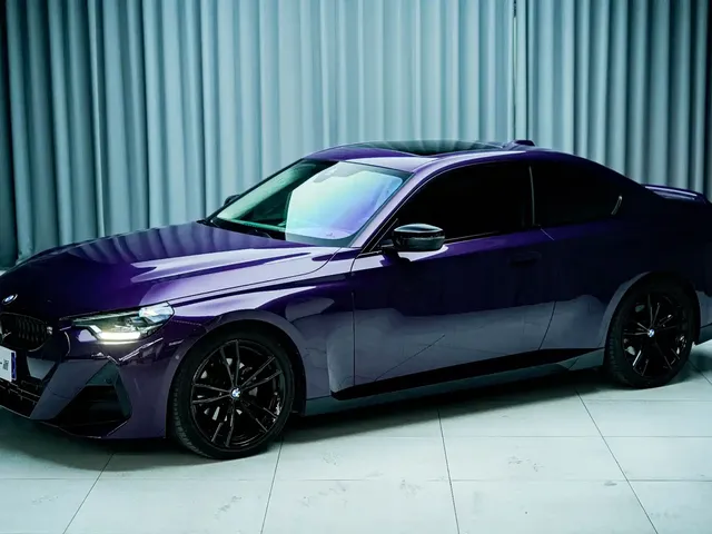 BMW 2 Series (Import) 2023 225i M Sport Black Night Package