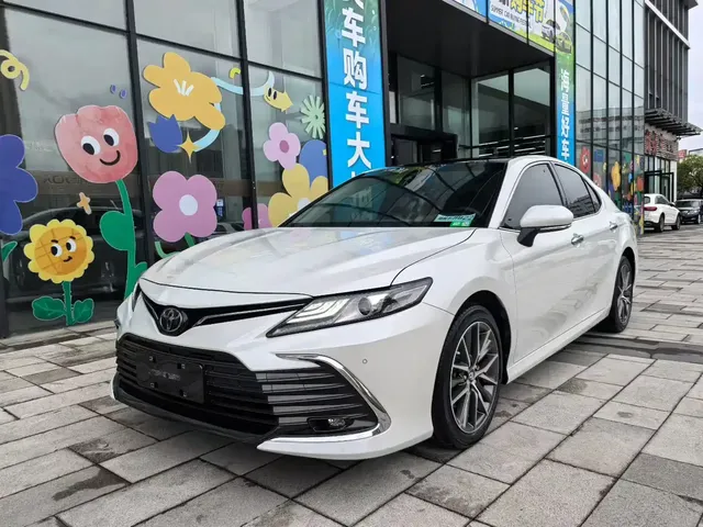 Toyota Camry 2021 2.5G Luxury Edition