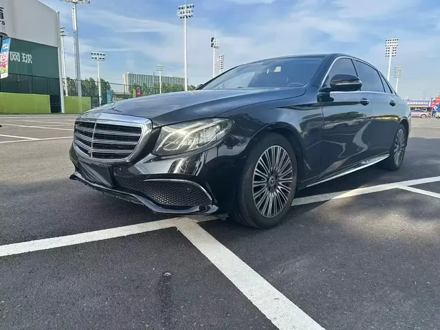 Mercedes-Benz E-Class 2019 E 300 L Luxury