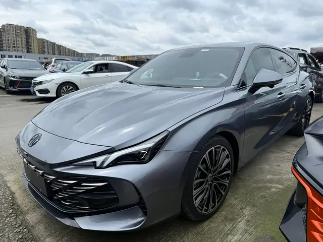 MG 7 2025 2.0T 405 AT Premium Edition