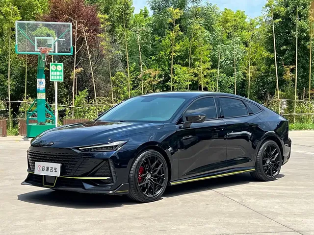 Changan UNI-V 2022 1.5T Sport Edition