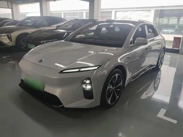 NIO ET5T 2025 75kWh Touring