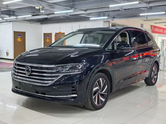 Volkswagen Viloran 2022 380TSI Premium Edition