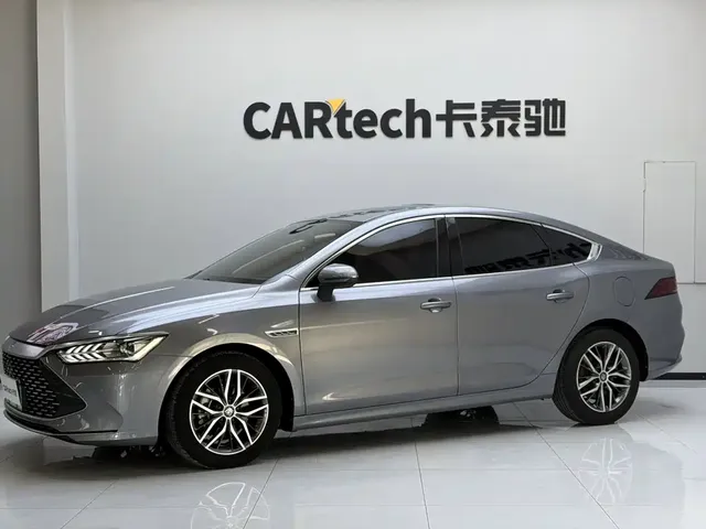 BYD Qin PLUS 2023 Champion Edition DM-i 55KM Leading