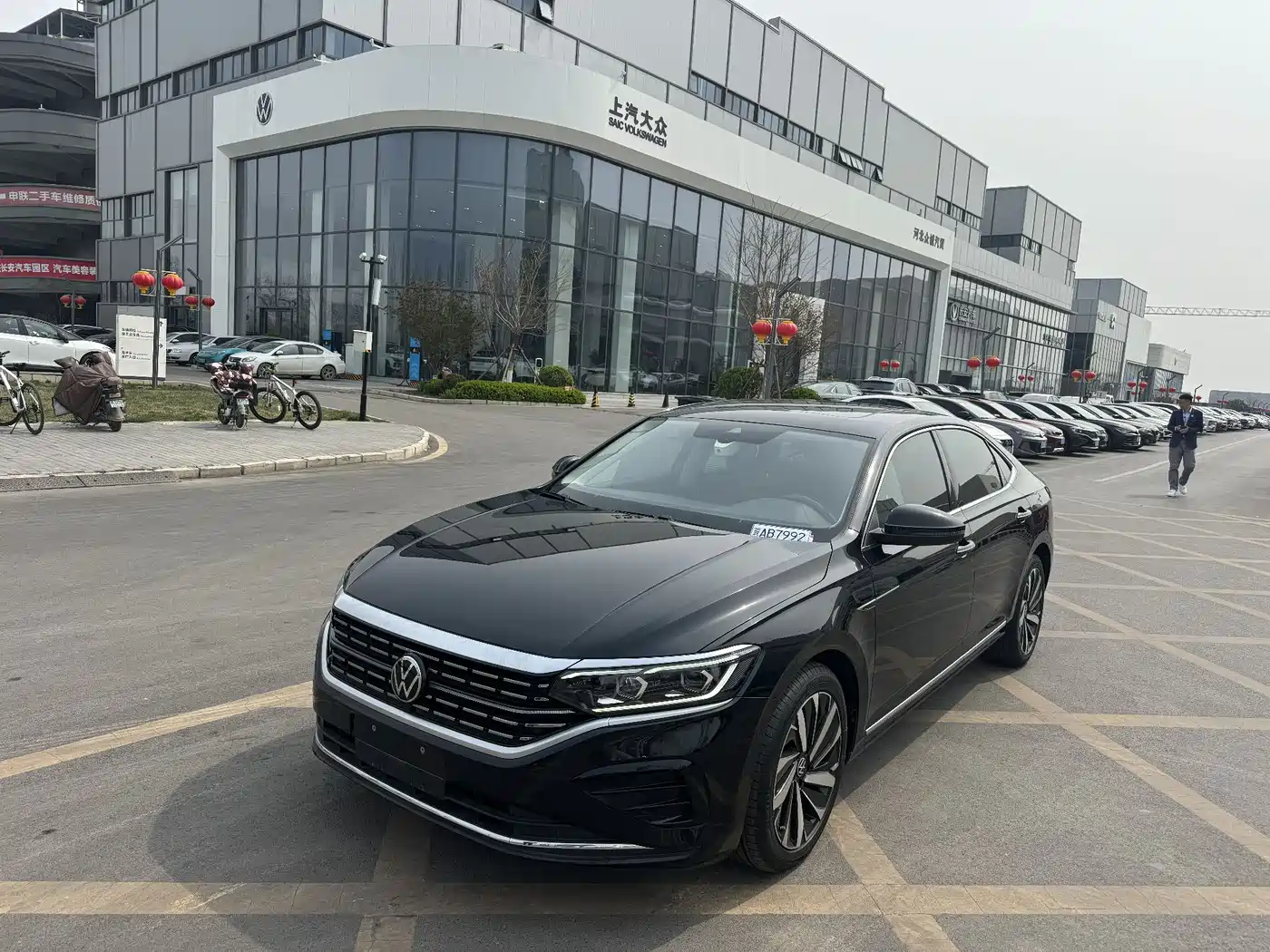 Volkswagen Passat 2022 330TSI Luxury Edition