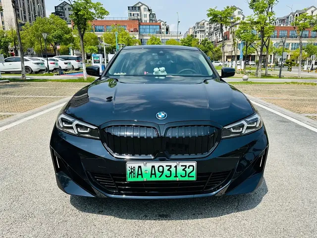 BMW i3 2024 eDrive 35 L