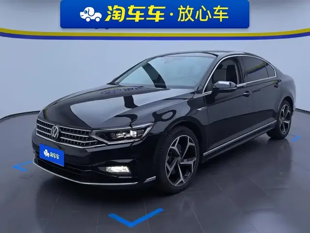 Volkswagen Magotan 2023 Model 2 Million Commemorative Edition 330TSI DSG Luxury