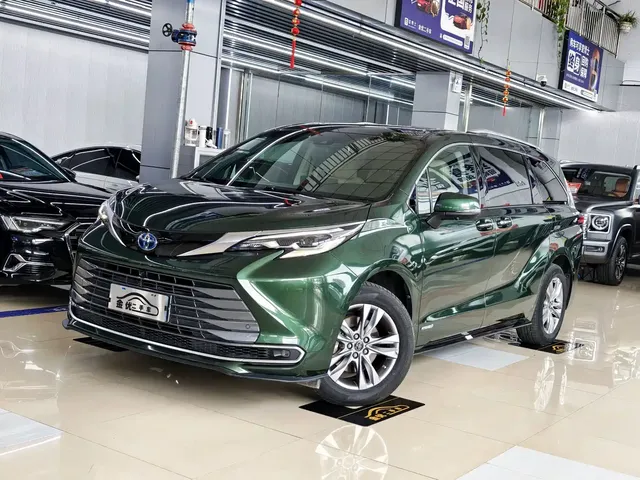 Toyota Sienna 2021 2.5L Hybrid Ultimate Edition