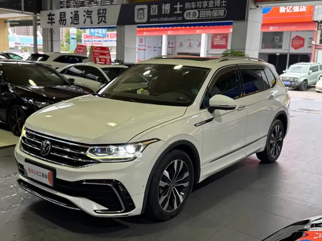 Volkswagen Tiguan L 2021 330TSI Automatic 2WD R-Line Premium