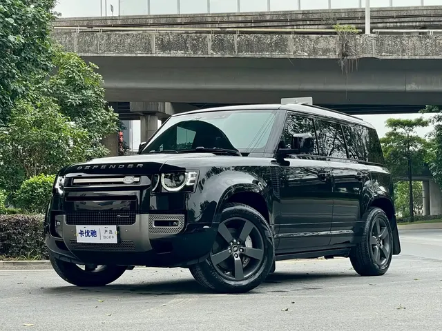 Land Rover Defender 2023 Facelift 110 3.0T P400 X-DYNAMIC HSE