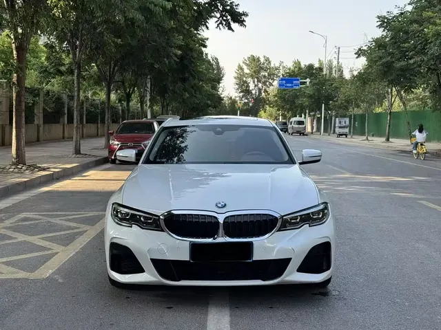 BMW 3 Series 2022 325Li M Sport Package