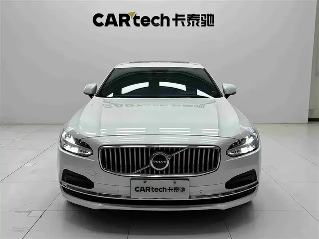 Volvo S90 2023 B5 Intelligent Comfort Luxury Edition