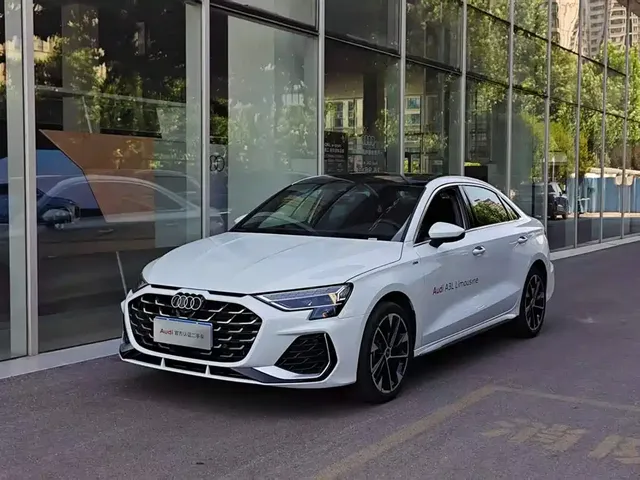 Audi A3 2025 Facelift A3L Limousine 35TFSI Flying Spur Premium