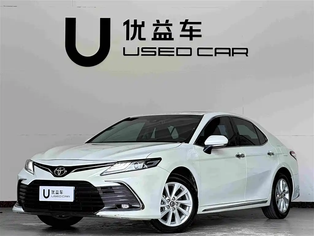 Toyota Camry 2023 2.0G Luxury Edition