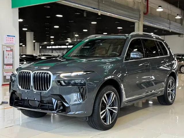 BMW X7 2023 xDrive40i Exclusive M Sport Package
