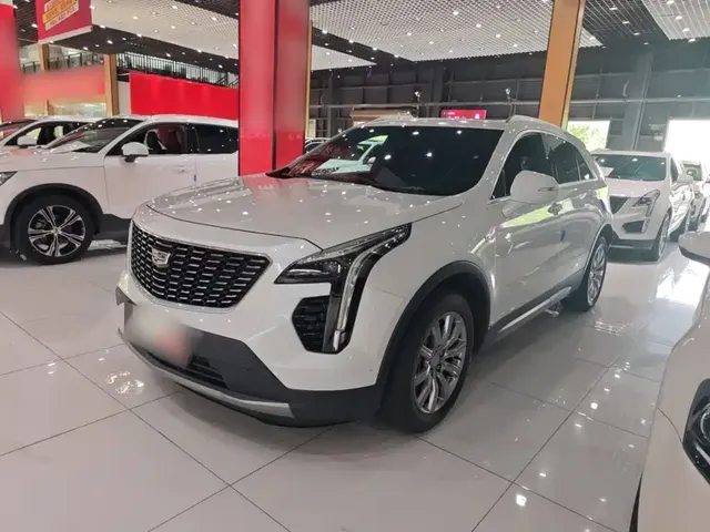 Cadillac XT4 2021 28T FWD Premium Edition