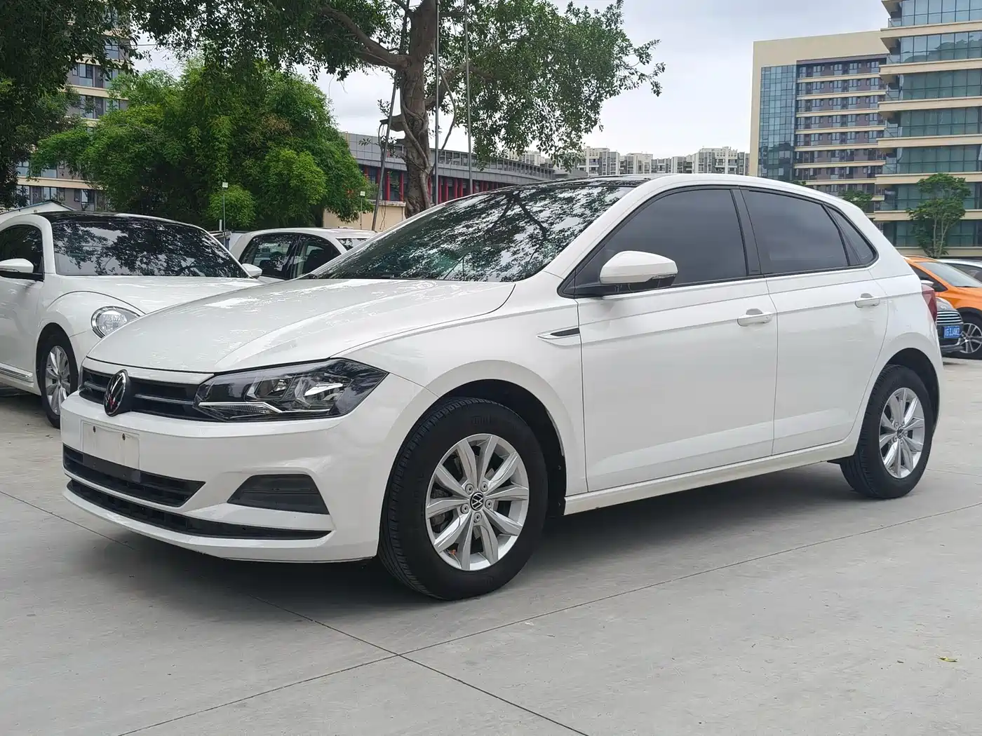 Volkswagen Polo 2021 Plus 1.5L Automatic Colorful Tech Edition