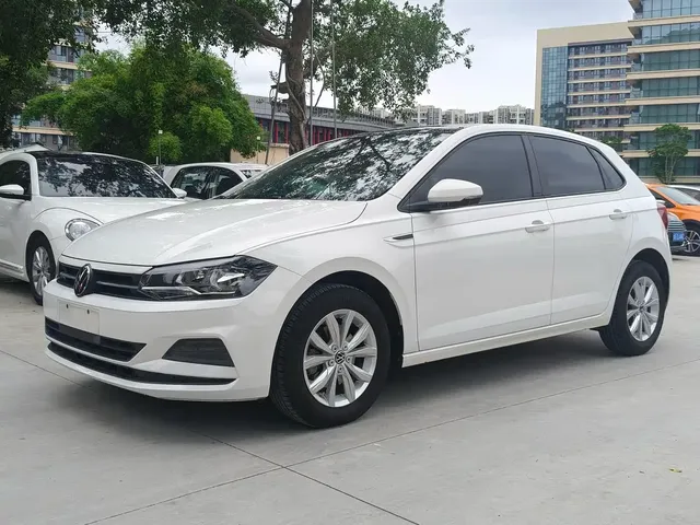 Volkswagen Polo 2021 Plus 1.5L Automatic Colorful Tech Edition