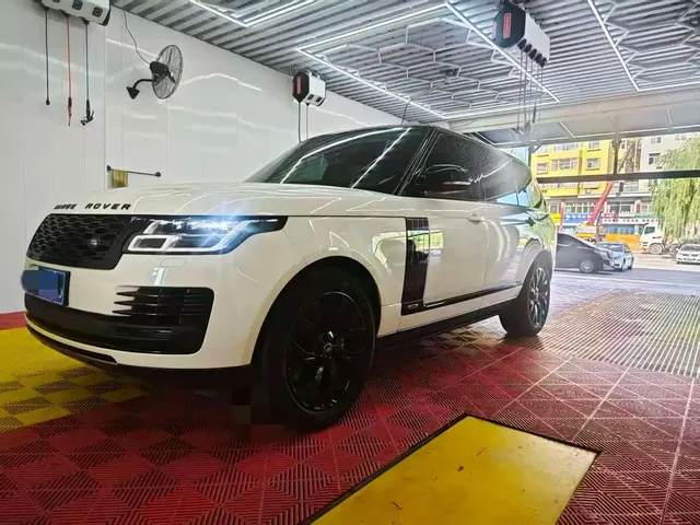 Land Rover Range Rover 2021 3.0 L6 Heritage Extended Classic Edition