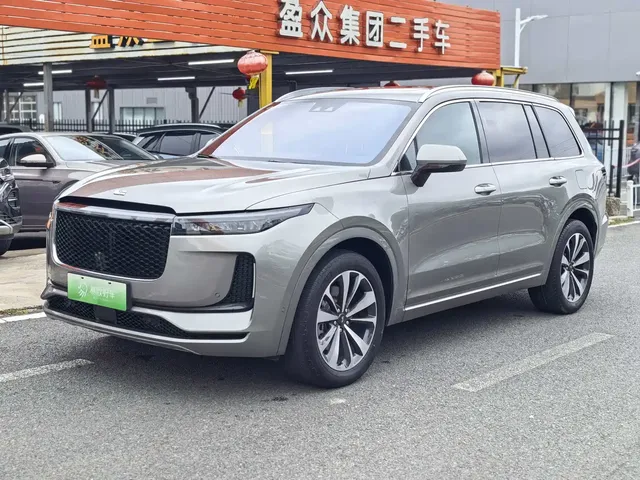 Li Auto Li ONE 2020 Extended Range 6-seater