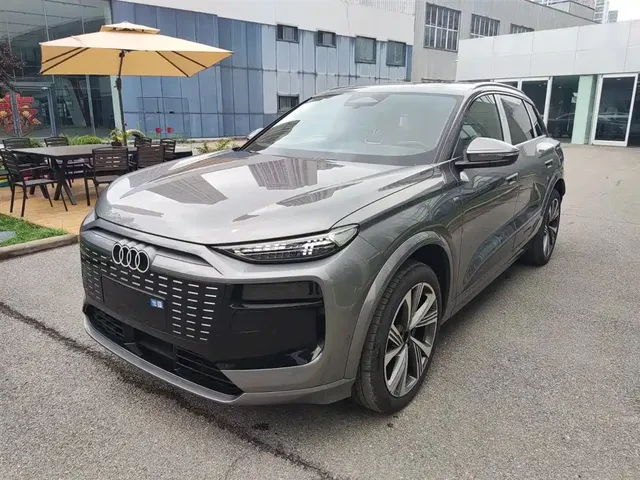 Audi Q6L e-tron 2025 Extended Range Edition