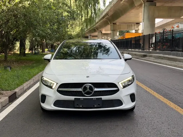 Mercedes-Benz A-Class 2019 A 200 L