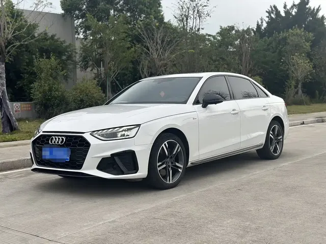 Audi A4L 2022 40 TFSI Fashion Dynamic