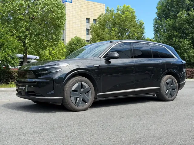 Ledao L90 2025 AWD Base Model