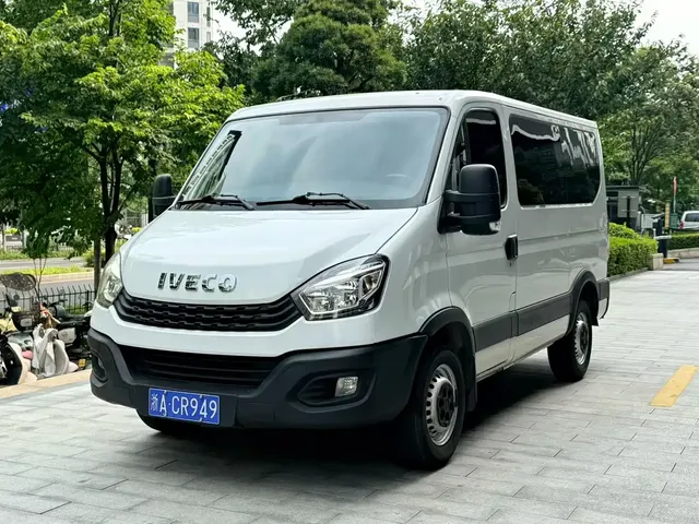 Iveco Daily 2021 2.0T Manual Chaorui Short Wheelbase Low Roof Sliding Door F1A