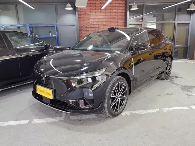 Voyah Auto Voyah Zhiyin 2025 Base