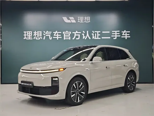Li Auto L6 2025 Max Smart Renewal Edition
