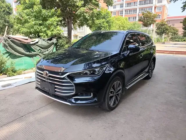 BYD Tang 2018 2.0T Automatic Smart Connection Honor Edition 7-Seater China V
