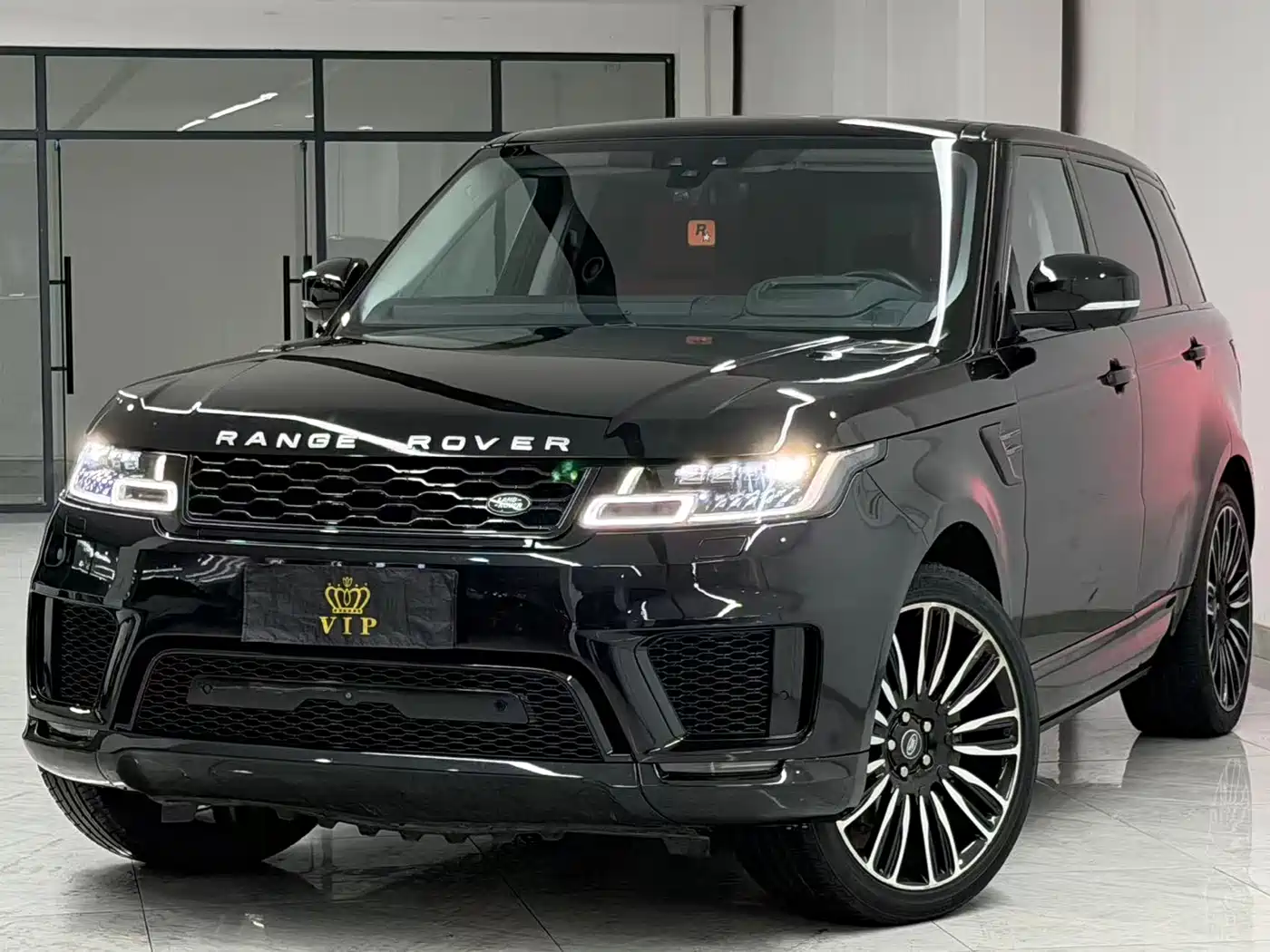 Land Rover Range Rover Sport 2020 3.0 L6 SE
