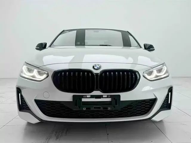 BMW 1 Series 2021 120i M Sport Shadow Edition