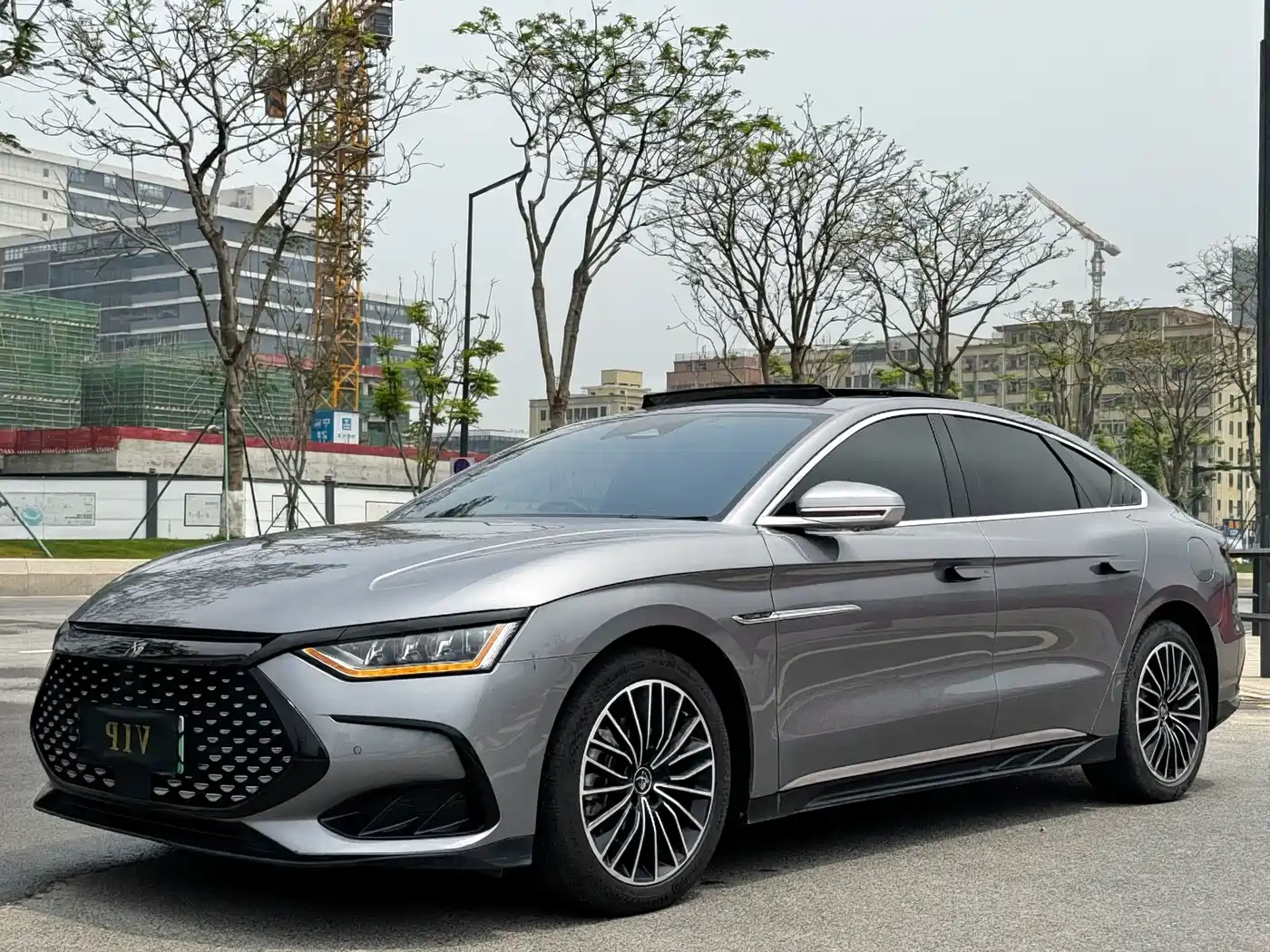 BYD Han 2023 DM-i Champion Edition 121KM Premium