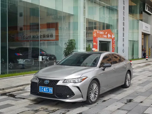 Toyota Avalon 2019 Hybrid 2.5L XLE Premium Edition China V