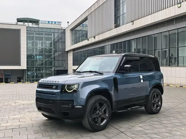 Land Rover Defender 2022 90 2.0T P300 X-DYNAMIC HSE