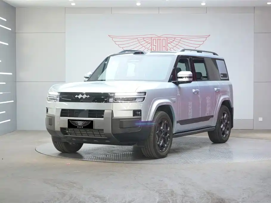 Fang Cheng Bao Titanium 7 2025 AWD Base Model
