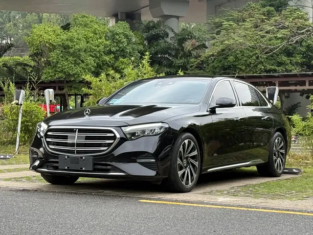 Mercedes-Benz E-Class 2025 E 300 L Luxury
