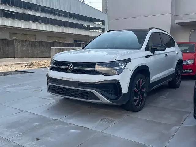 Volkswagen Tharu 2023 300TSI 2WD Full Moon Edition
