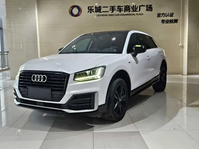 Audi Q2L 2020 35 TFSI Progressive Dynamic Model