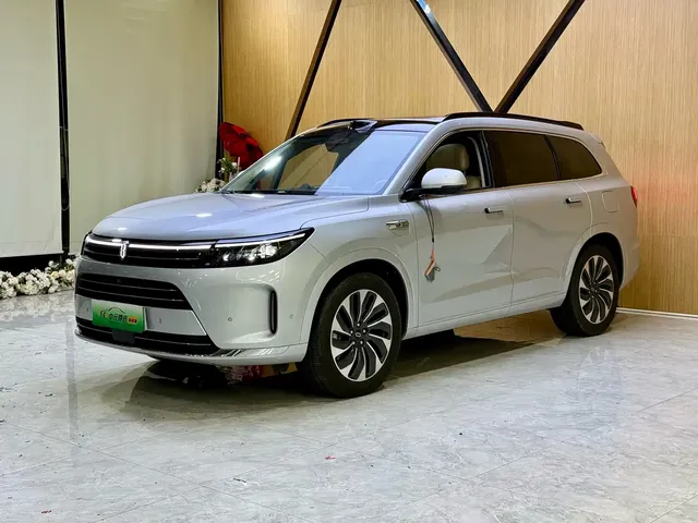AITO Wenjie AITO M7 2024 1.5T Smart AWD Max Edition 5-Seater