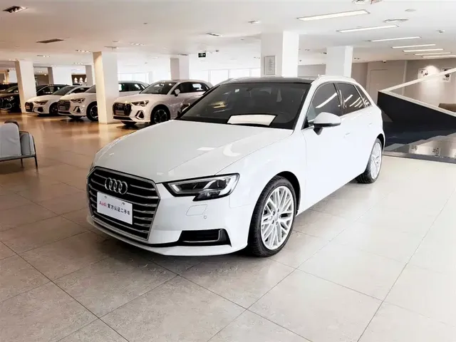 Audi A3 2018 30th Anniversary Sportback 35 TFSI Style